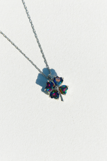 MYSTIC CLOVER KOLYE resmi