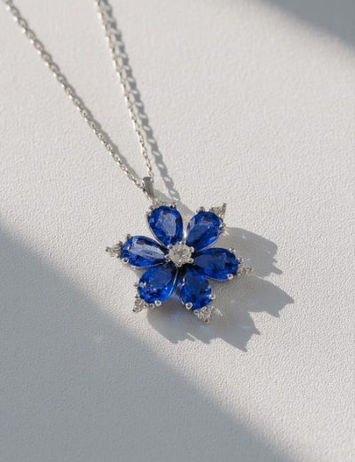 BLUE SAKURA BLOOM KOLYE resmi