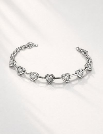 Linked Hearts Bracelet resmi